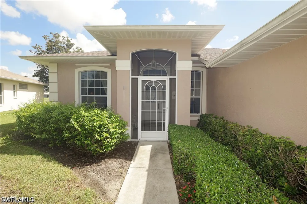Lone Oak Boulevard Naples, FL 34109