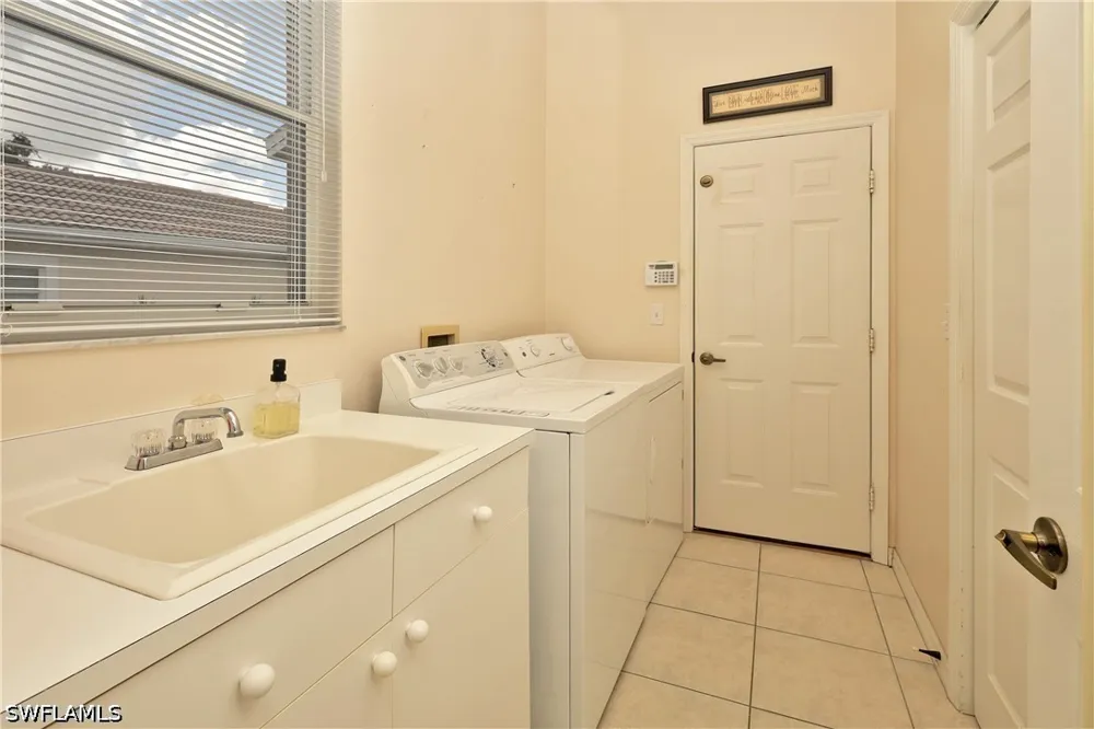 Lone Oak Boulevard Naples, FL 34109