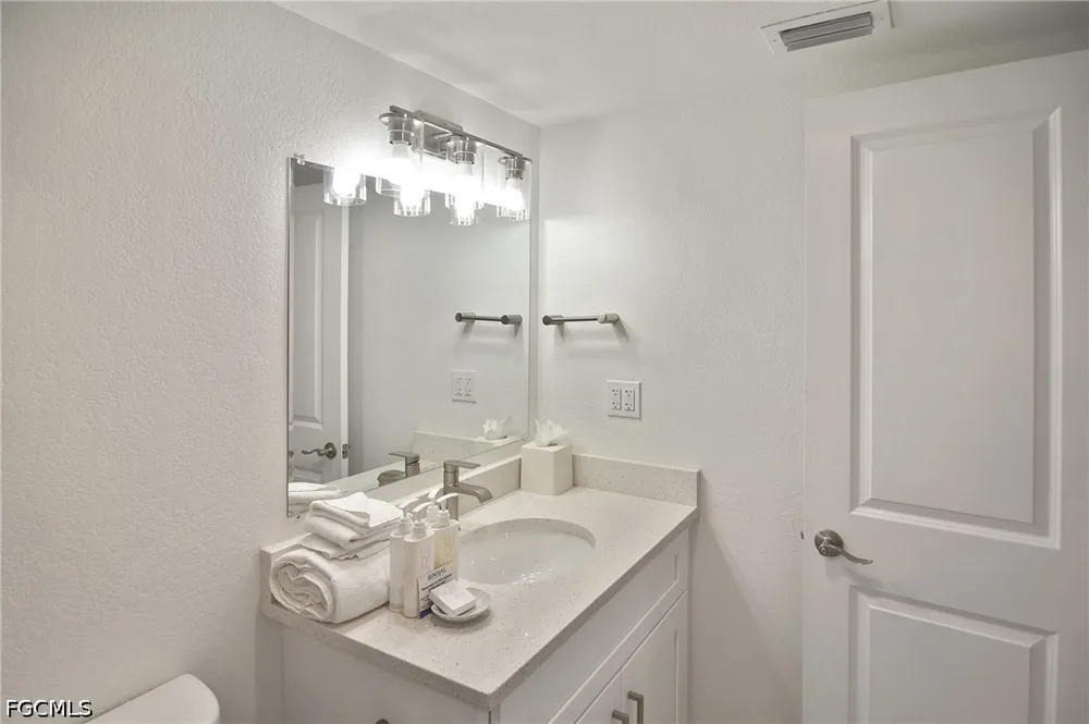 Middle Gulf Drive #105F Sanibel, FL 33957