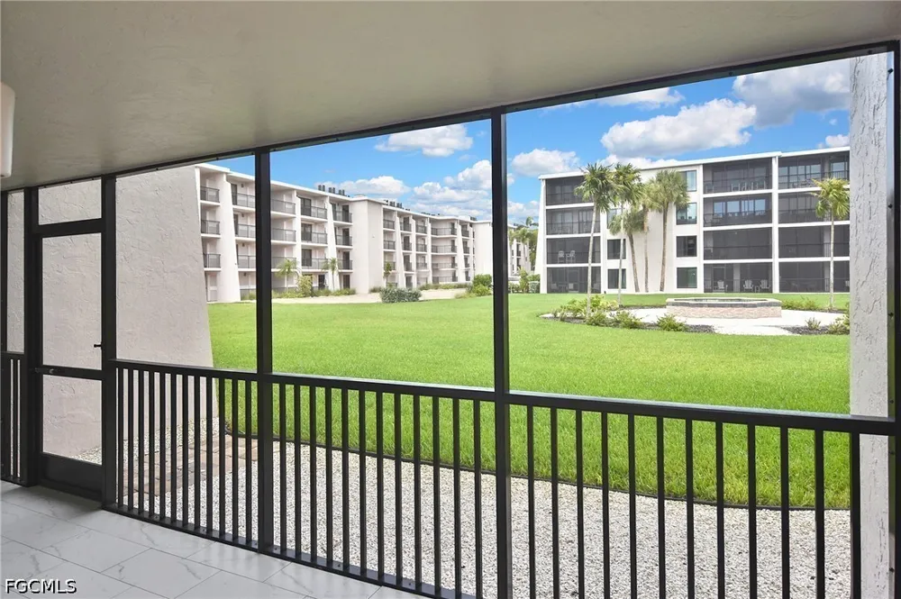 Middle Gulf Drive #105F Sanibel, FL 33957