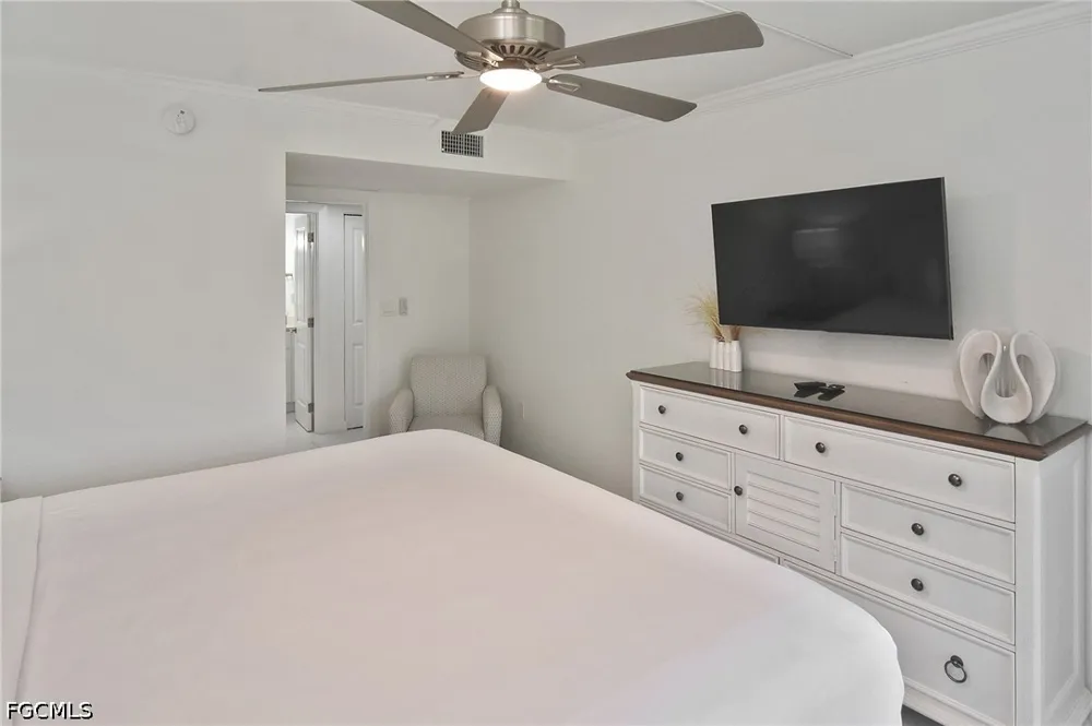 Middle Gulf Drive #105F Sanibel, FL 33957