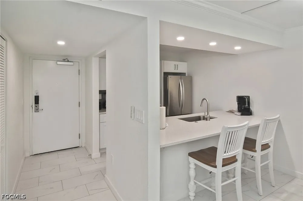Middle Gulf Drive #105F Sanibel, FL 33957