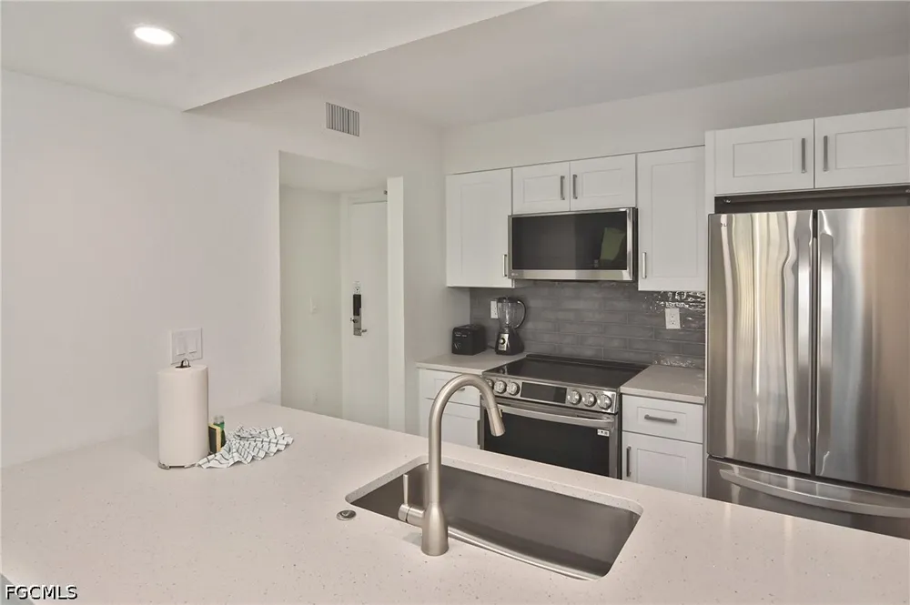 Middle Gulf Drive #105F Sanibel, FL 33957