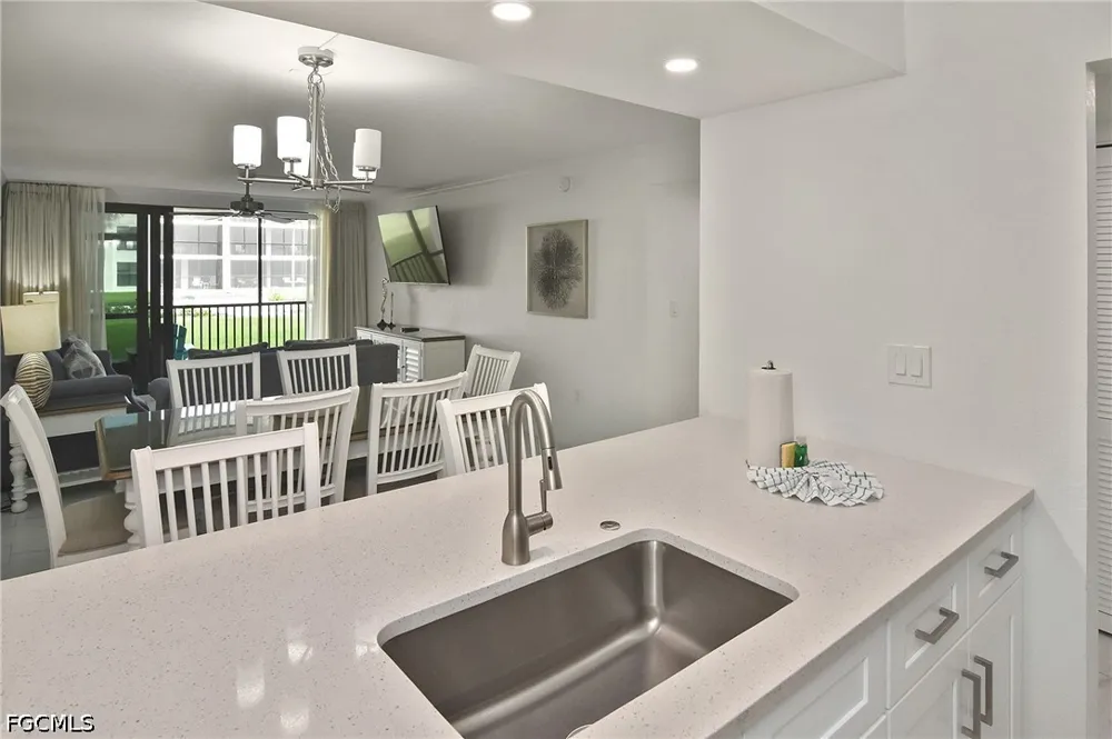 Middle Gulf Drive #105F Sanibel, FL 33957