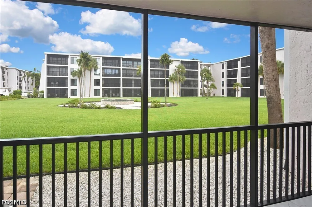 Middle Gulf Drive #105F Sanibel, FL 33957