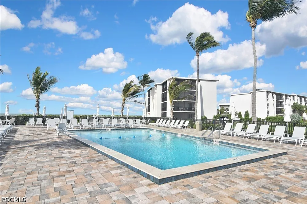 Middle Gulf Drive #105F Sanibel, FL 33957