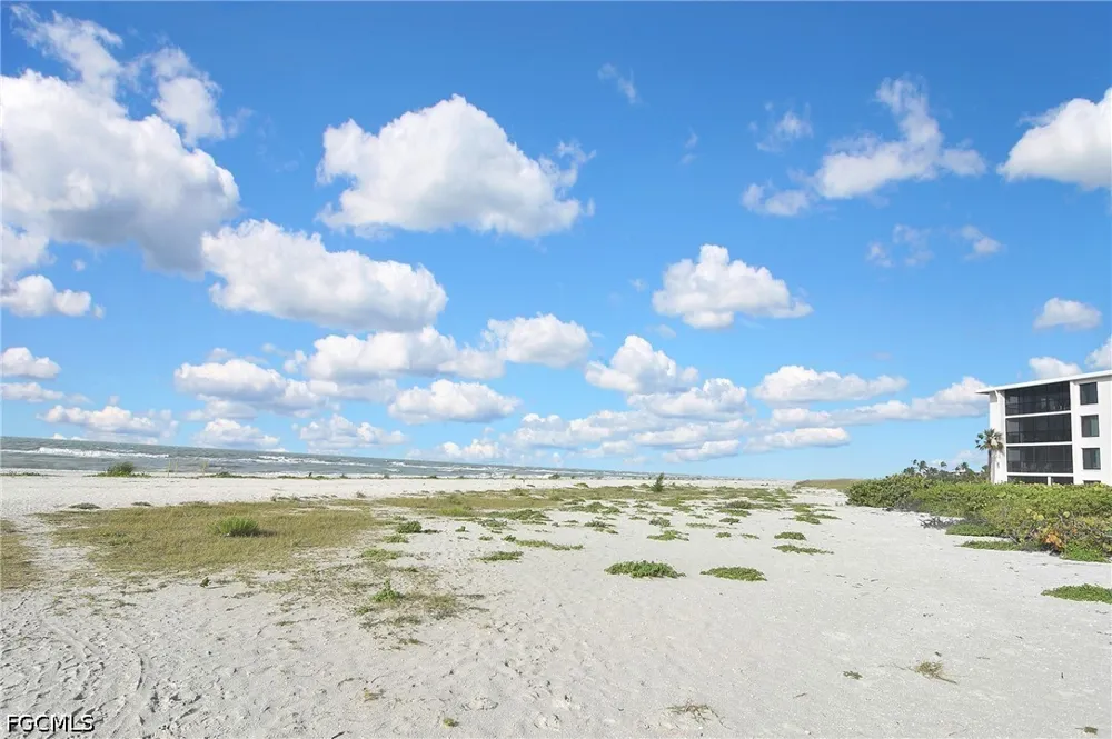 Middle Gulf Drive #105F Sanibel, FL 33957