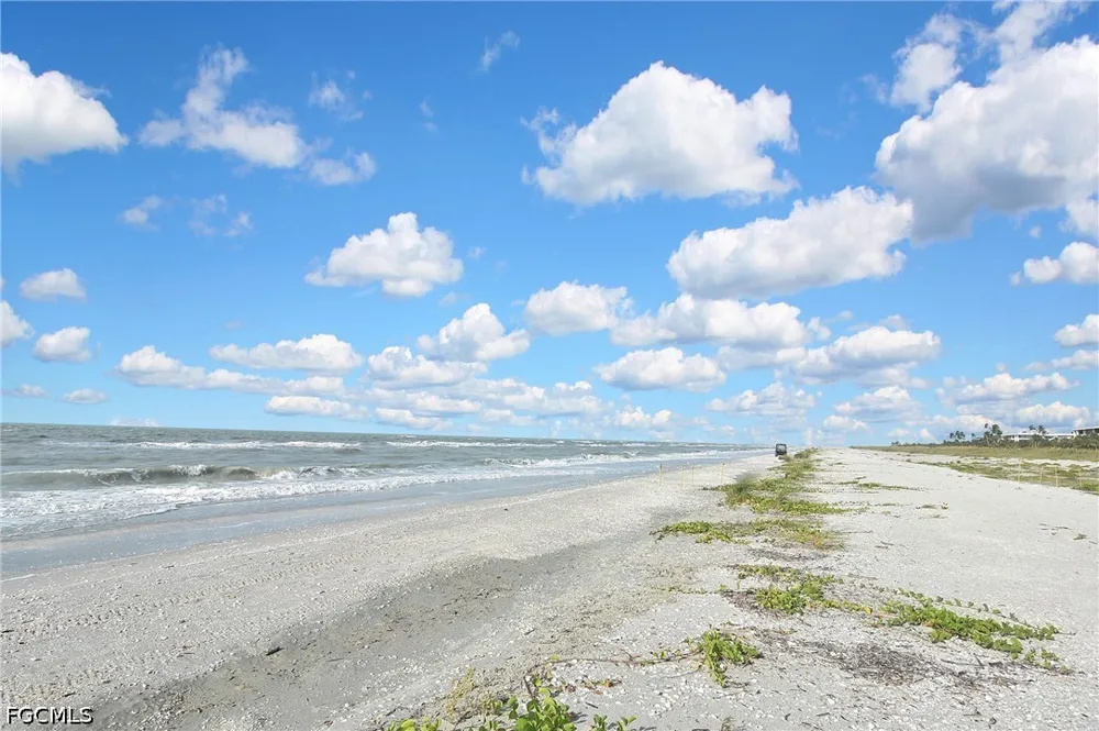 Middle Gulf Drive #105F Sanibel, FL 33957