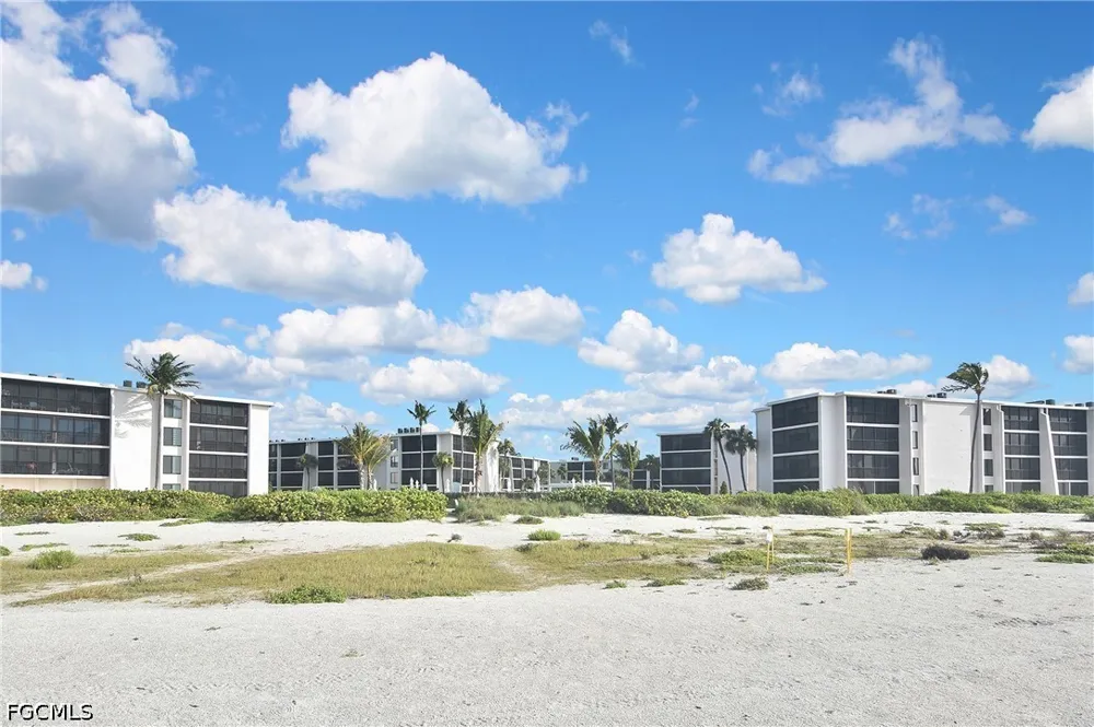 Middle Gulf Drive #105F Sanibel, FL 33957