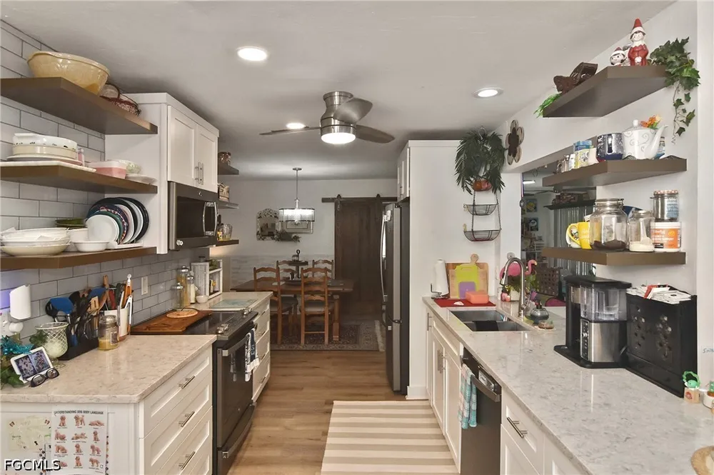 SE 18th Terrace Cape Coral, FL 33990