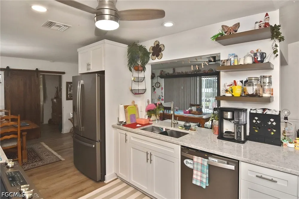 SE 18th Terrace Cape Coral, FL 33990