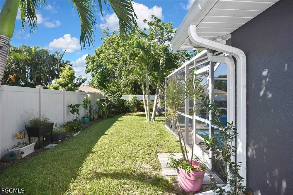 SE 18th Terrace Cape Coral, FL 33990