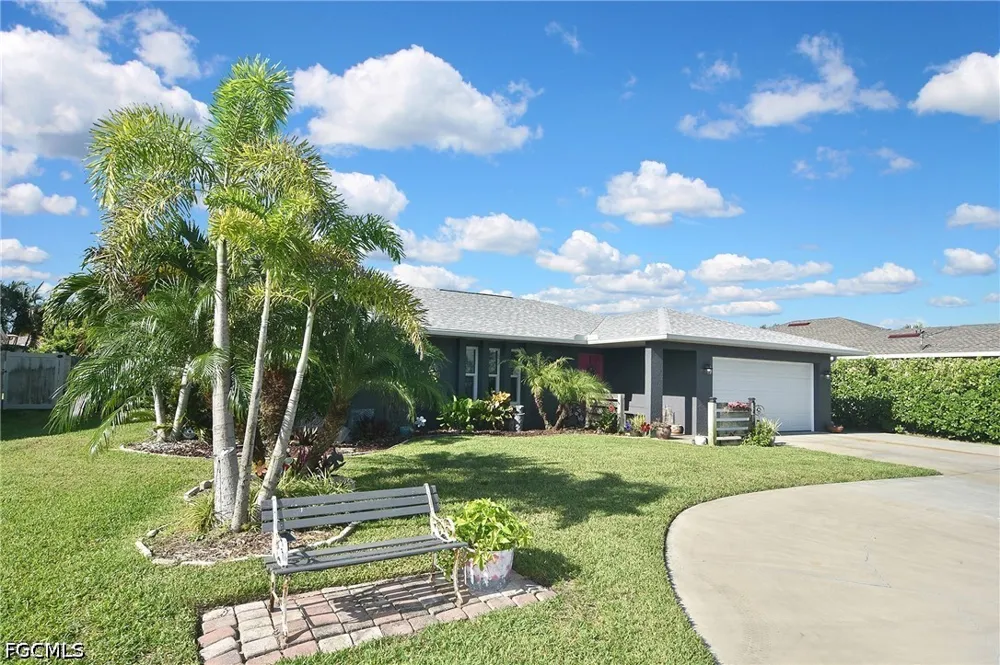 SE 18th Terrace Cape Coral, FL 33990