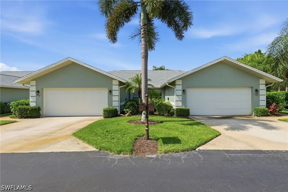 Royal Circle #1402 Naples, FL 34112