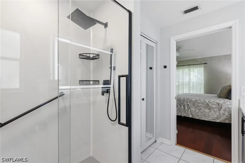 Royal Circle #1402 Naples, FL 34112