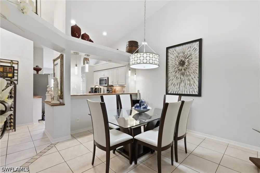 Royal Circle #1402 Naples, FL 34112
