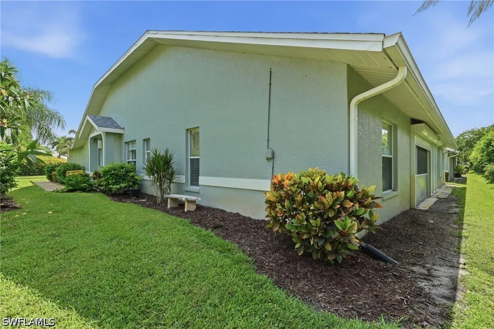 Royal Circle #1402 Naples, FL 34112
