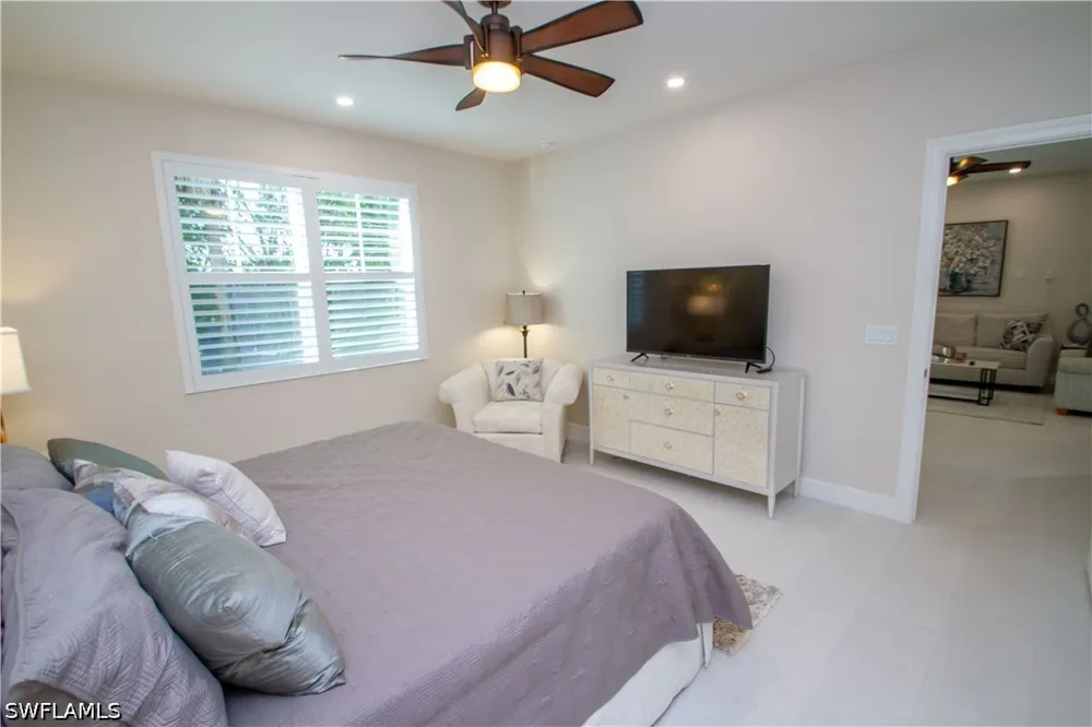 Indies Dr #101 Naples, FL 34114