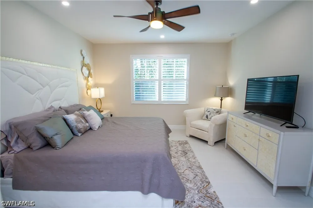 Indies Dr #101 Naples, FL 34114