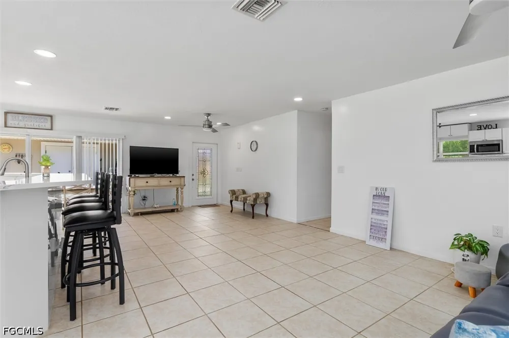 Robinson Avenue Port Charlotte, FL 33948
