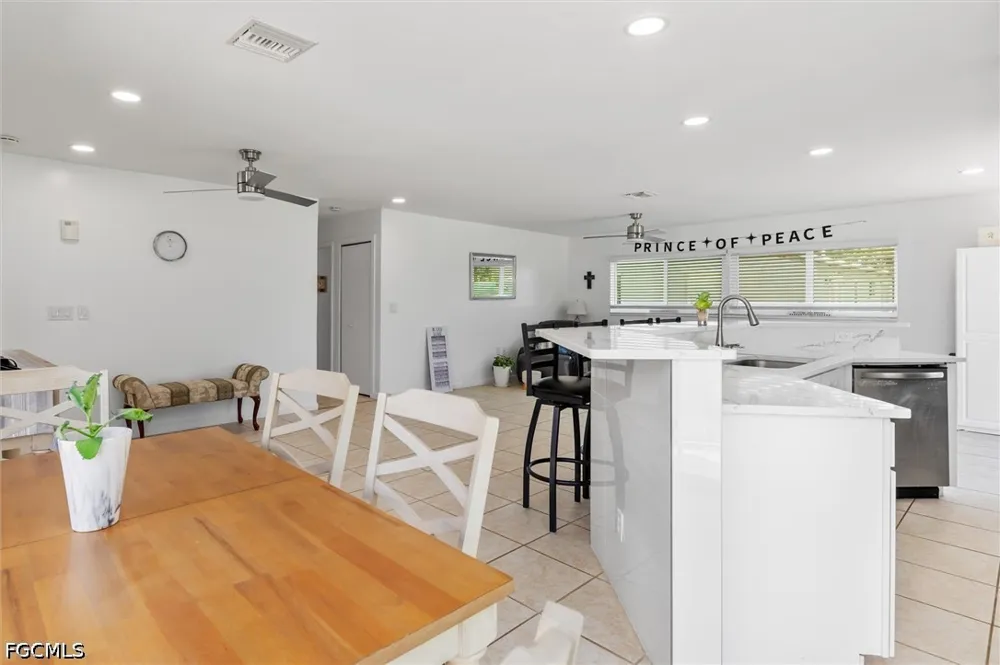 Robinson Avenue Port Charlotte, FL 33948