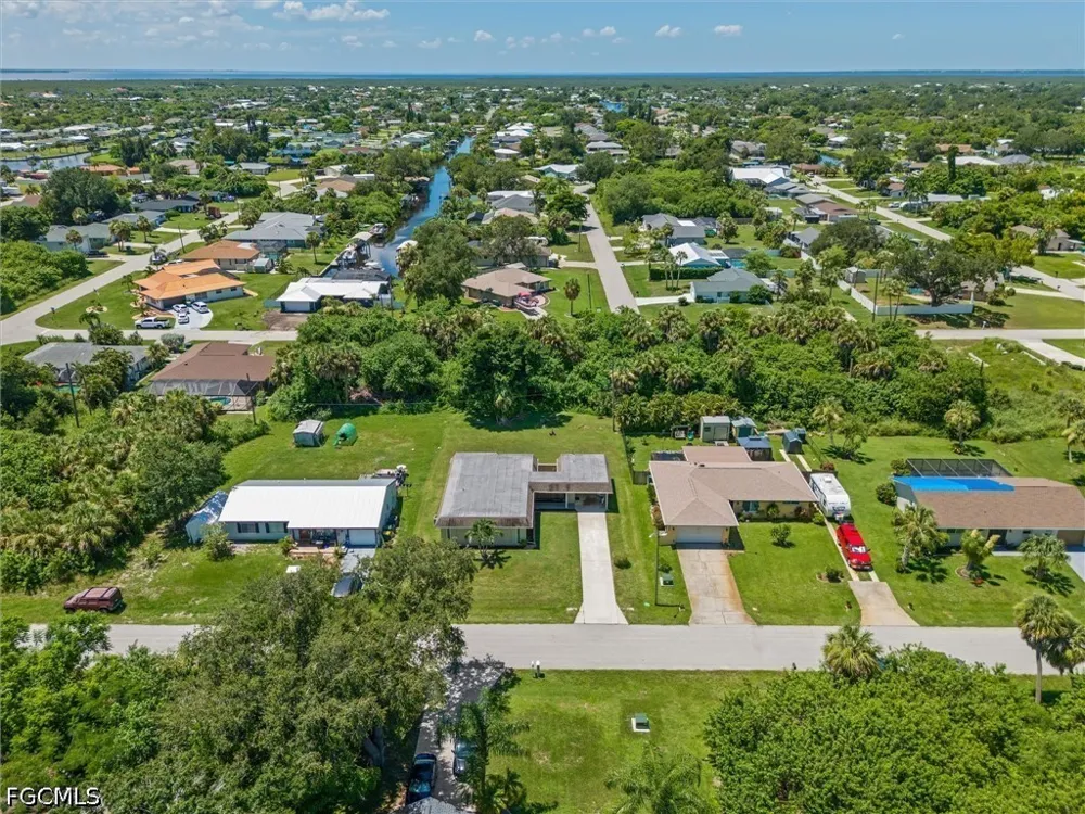 Robinson Avenue Port Charlotte, FL 33948