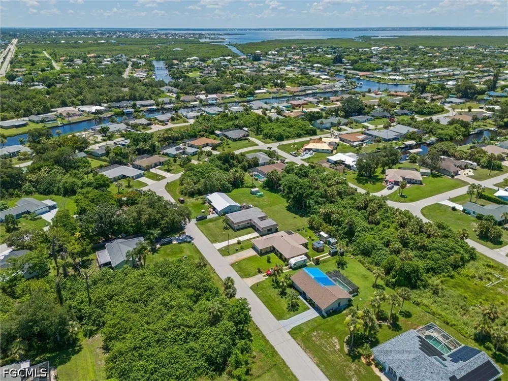Robinson Avenue Port Charlotte, FL 33948