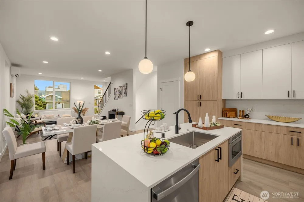 4514 A Corliss Avenue Seattle, WA 98103
