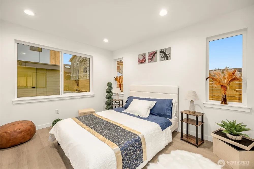4514 A Corliss Avenue Seattle, WA 98103