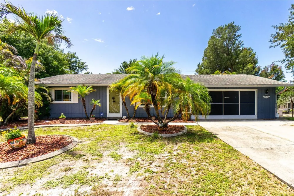 9435 BREWTON AVENUE Englewood, FL 34224