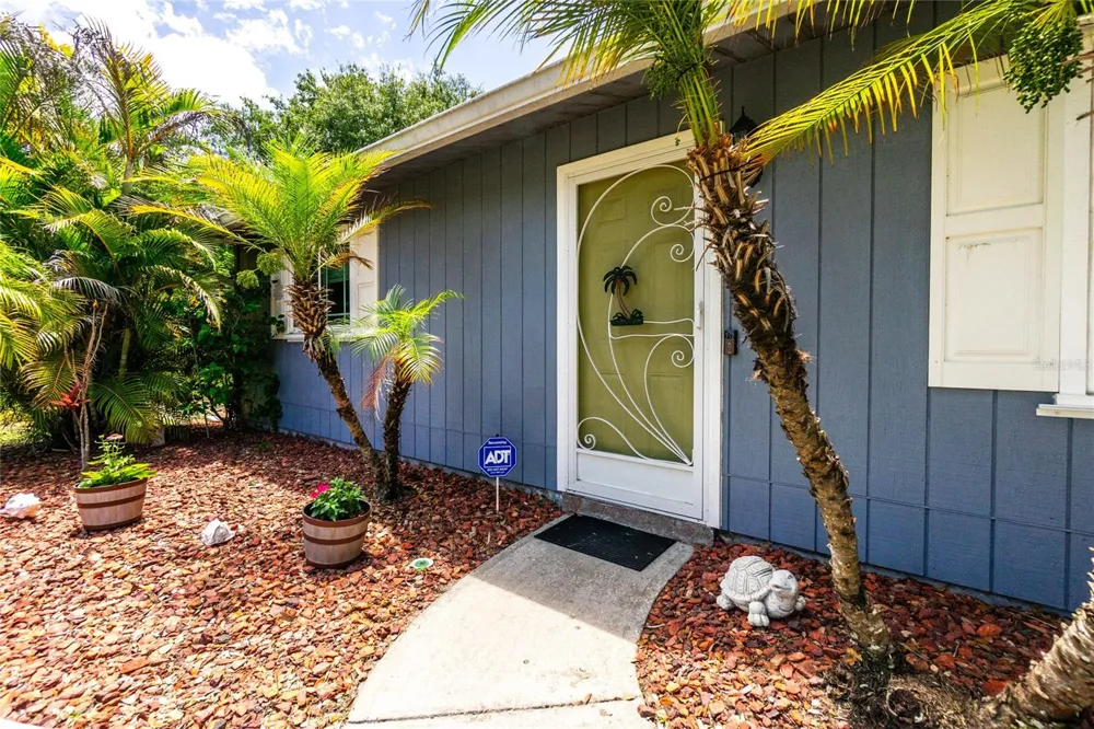 9435 BREWTON AVENUE Englewood, FL 34224