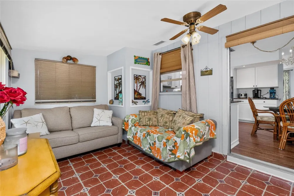 9435 BREWTON AVENUE Englewood, FL 34224