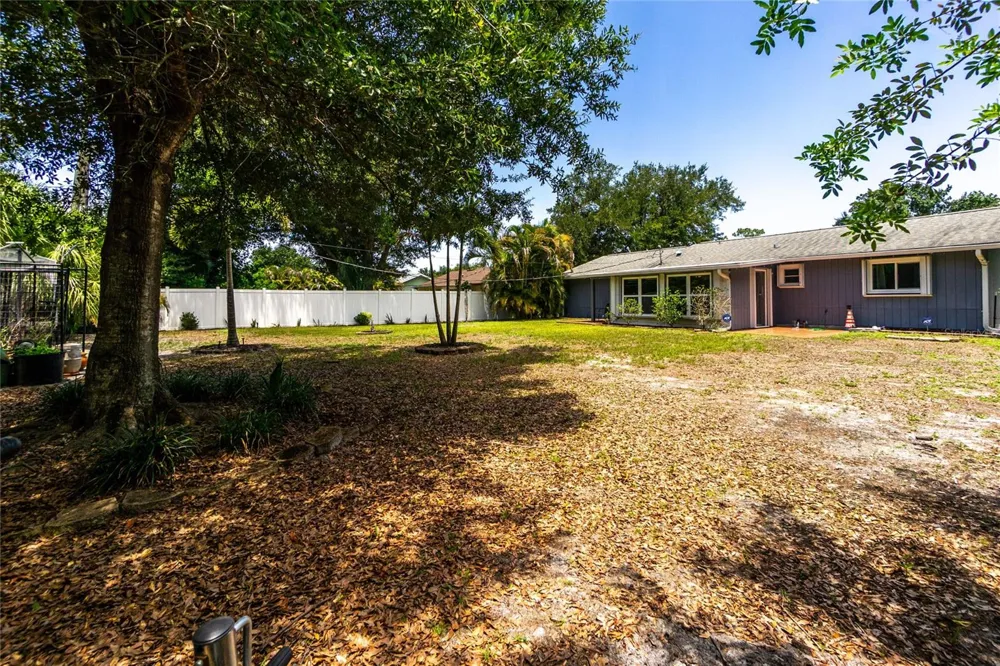 9435 BREWTON AVENUE Englewood, FL 34224