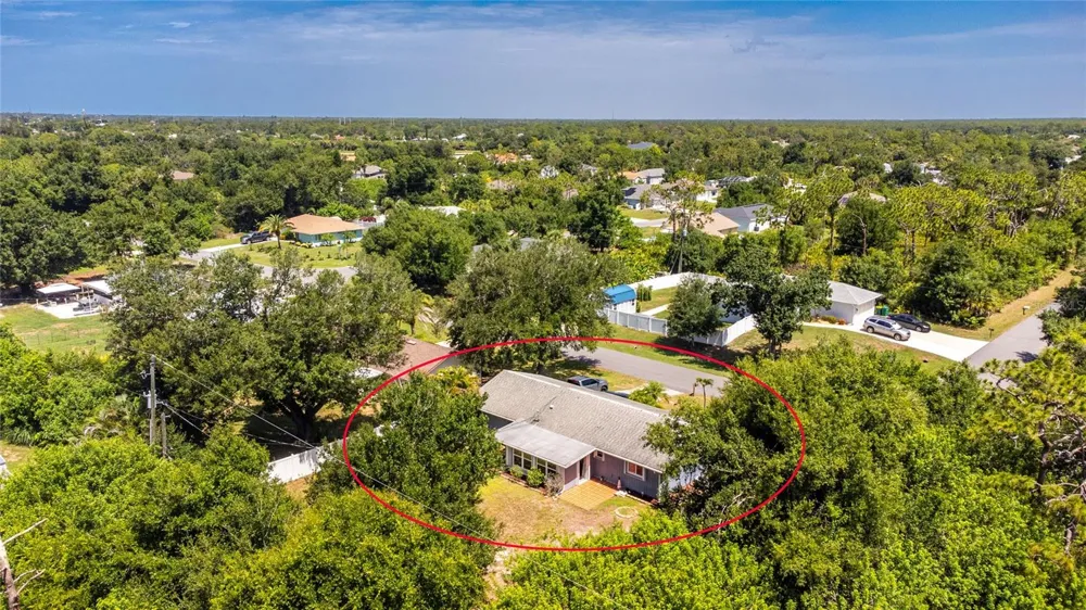 9435 BREWTON AVENUE Englewood, FL 34224