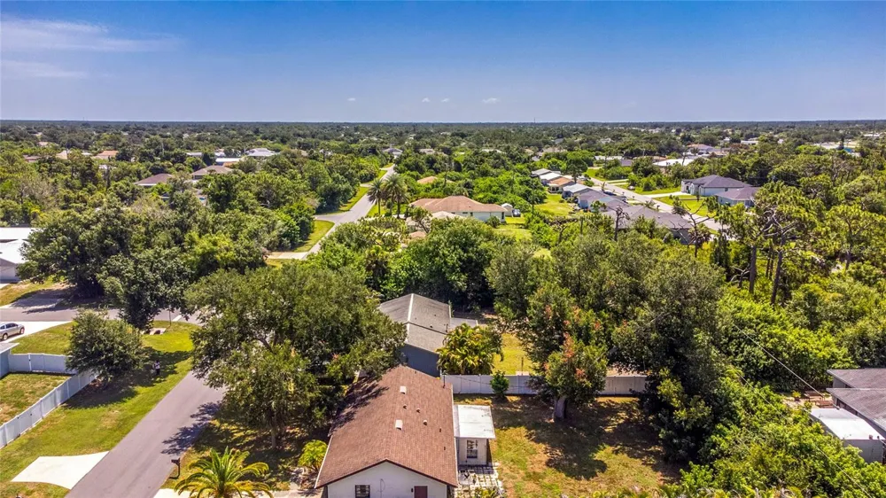 9435 BREWTON AVENUE Englewood, FL 34224
