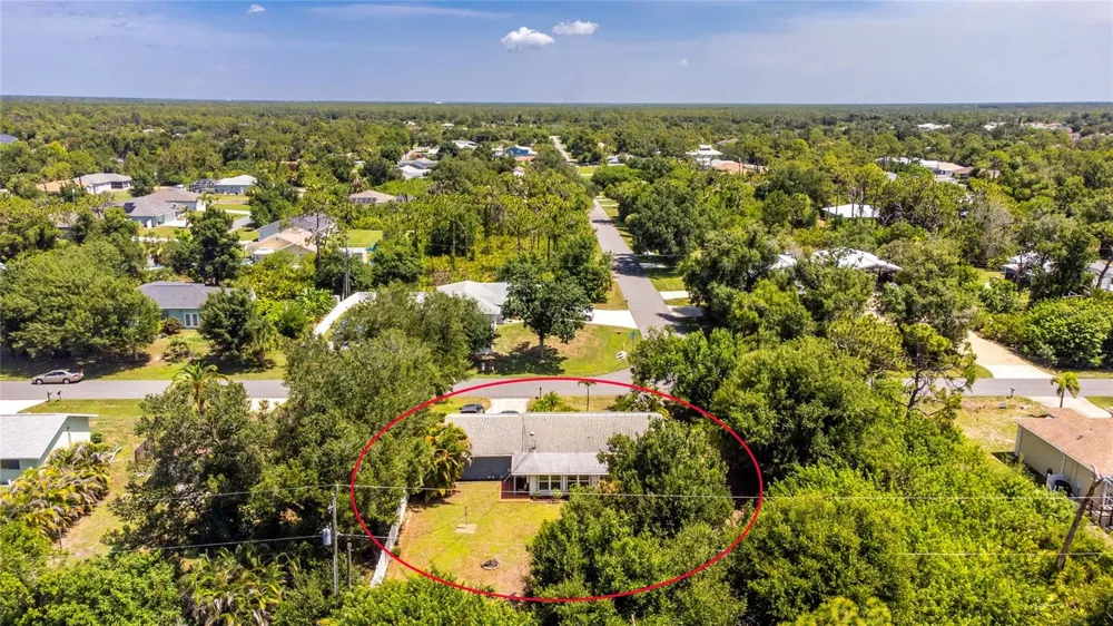 9435 BREWTON AVENUE Englewood, FL 34224