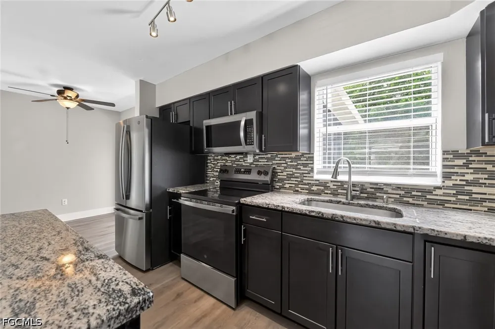 Robin Lane St Petersburg, FL 33714