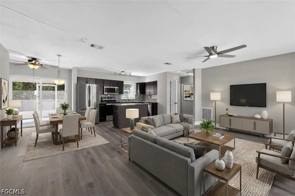 Robin Lane St Petersburg, FL 33714