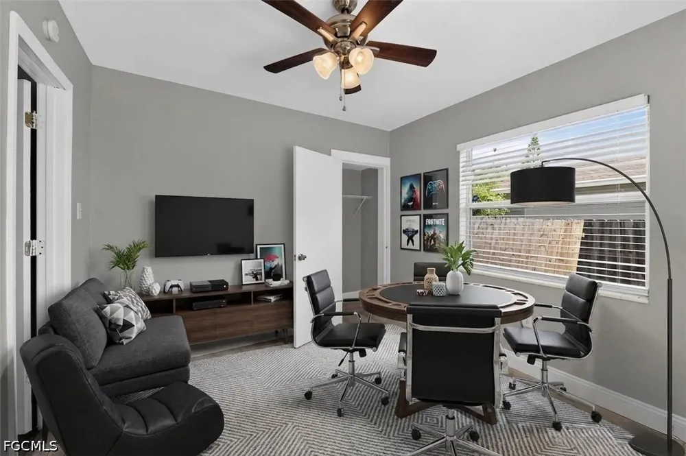 Robin Lane St Petersburg, FL 33714