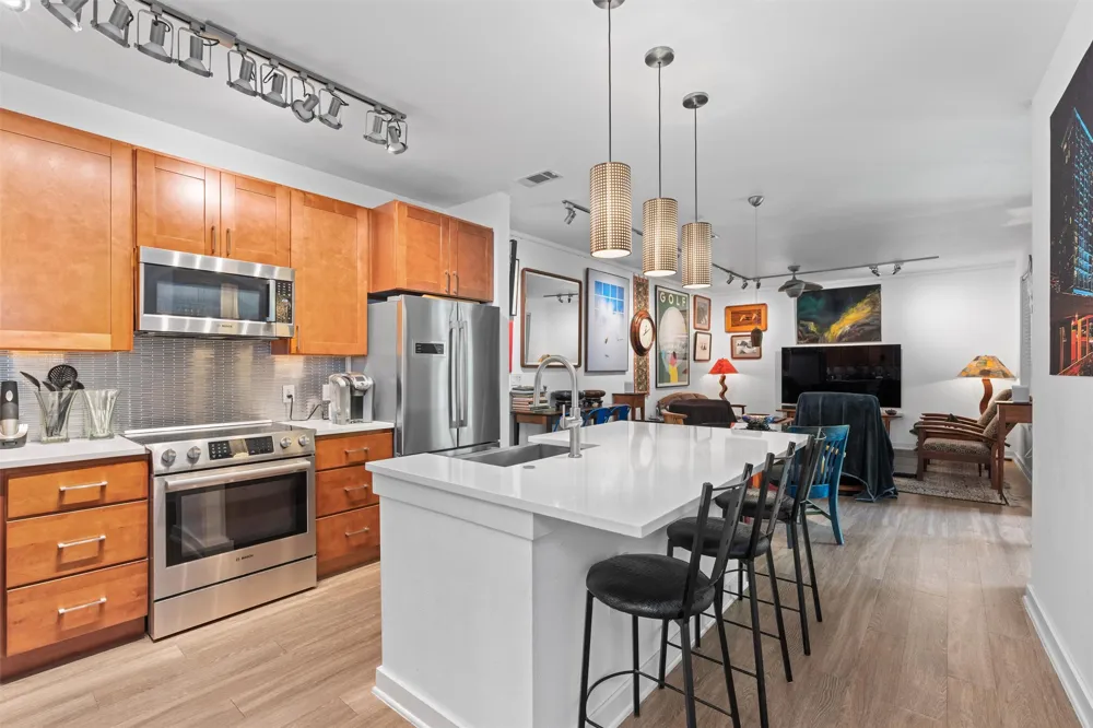 1900 Barton Springs Road #3031 Austin, TX 78704