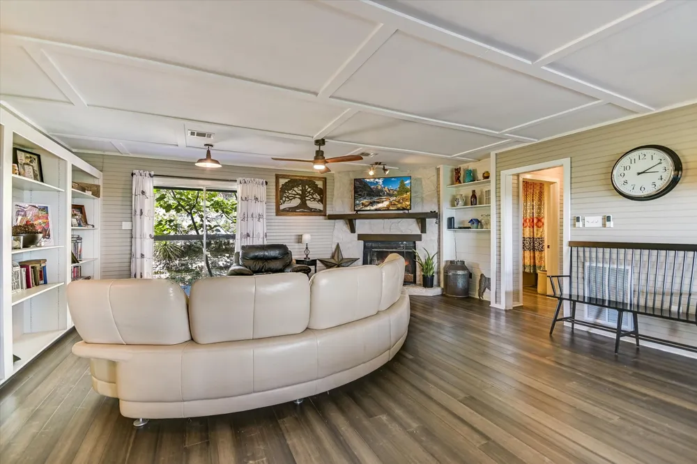 1363 MONTELL ROAD Wimberley, TX 78676