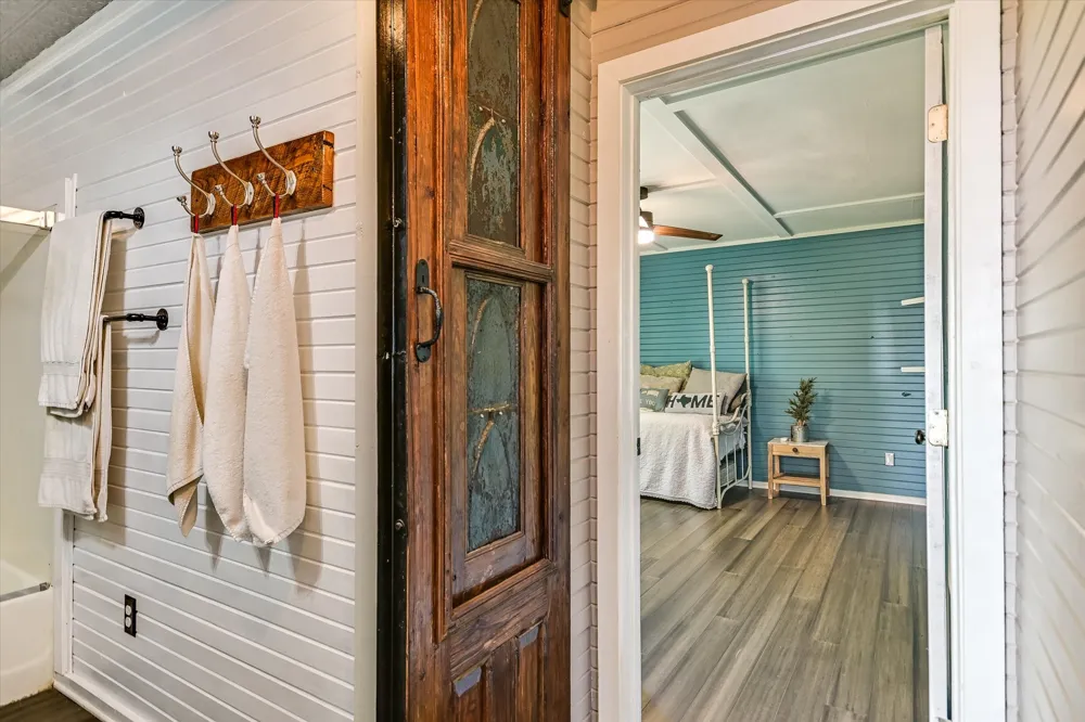 1363 MONTELL ROAD Wimberley, TX 78676
