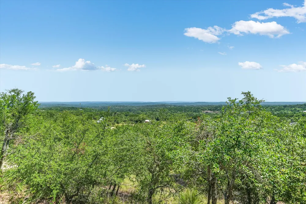 1363 MONTELL ROAD Wimberley, TX 78676