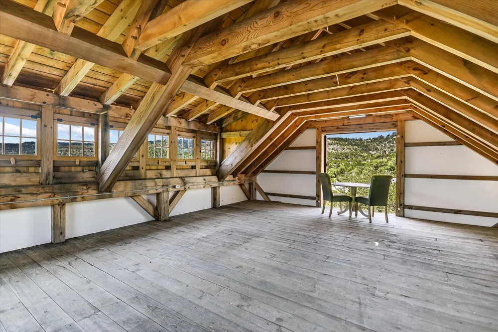 1363 MONTELL ROAD Wimberley, TX 78676
