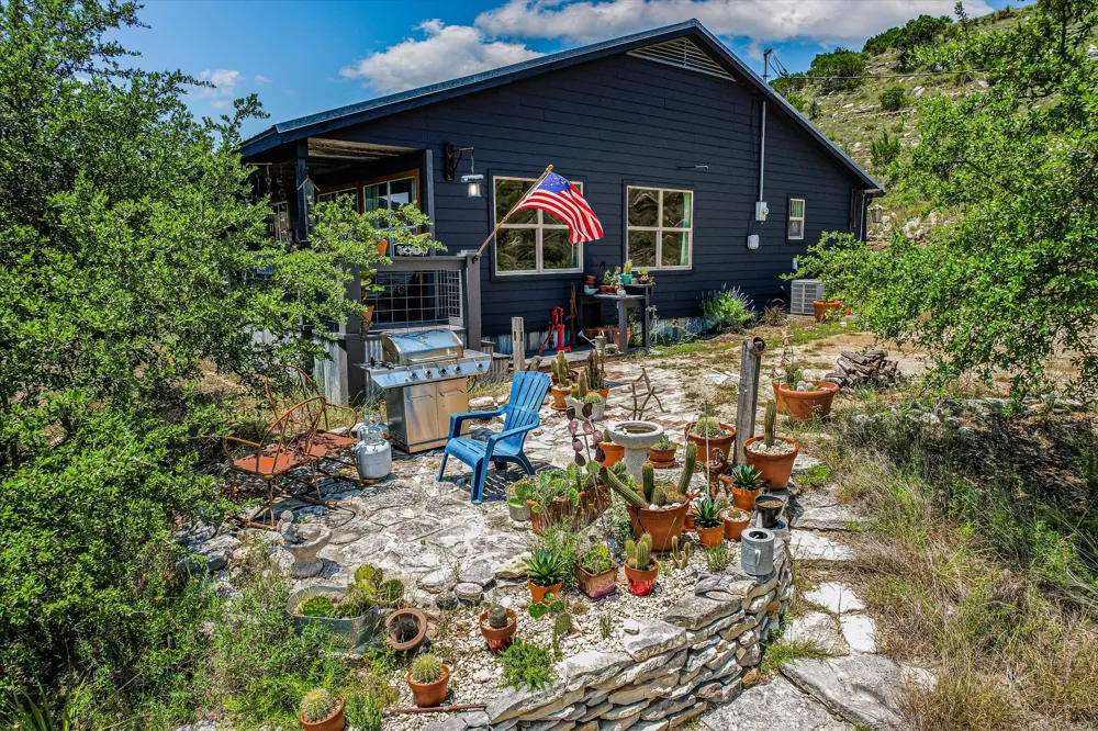 1363 MONTELL ROAD Wimberley, TX 78676