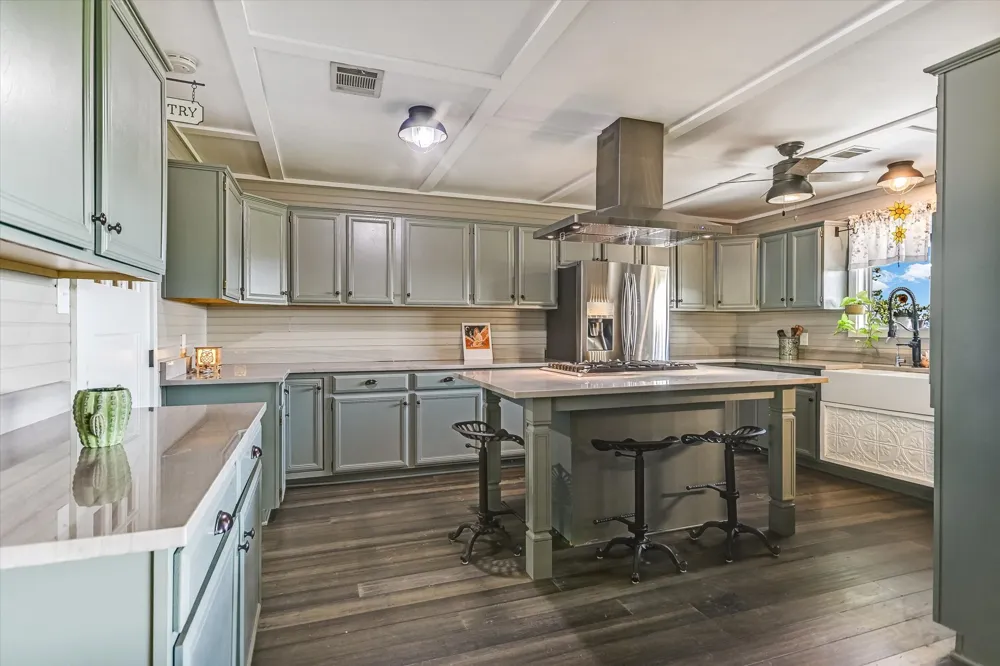 1363 MONTELL ROAD Wimberley, TX 78676