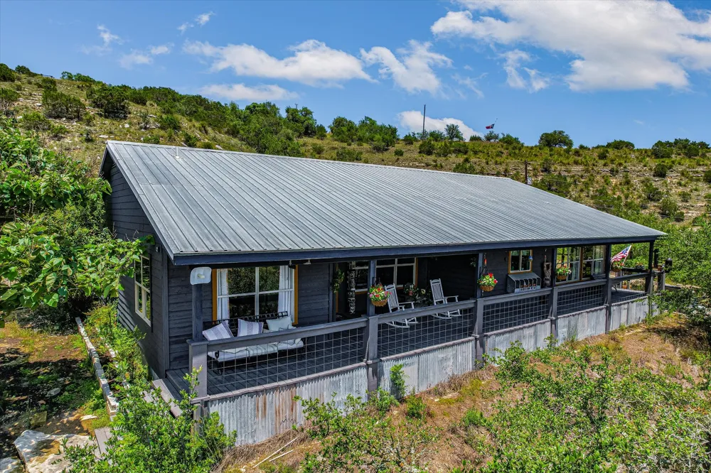 1363 MONTELL ROAD Wimberley, TX 78676