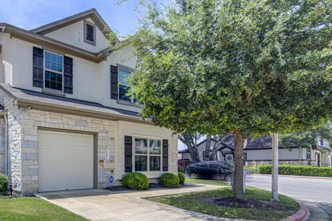1407 Airedale Road #1104
