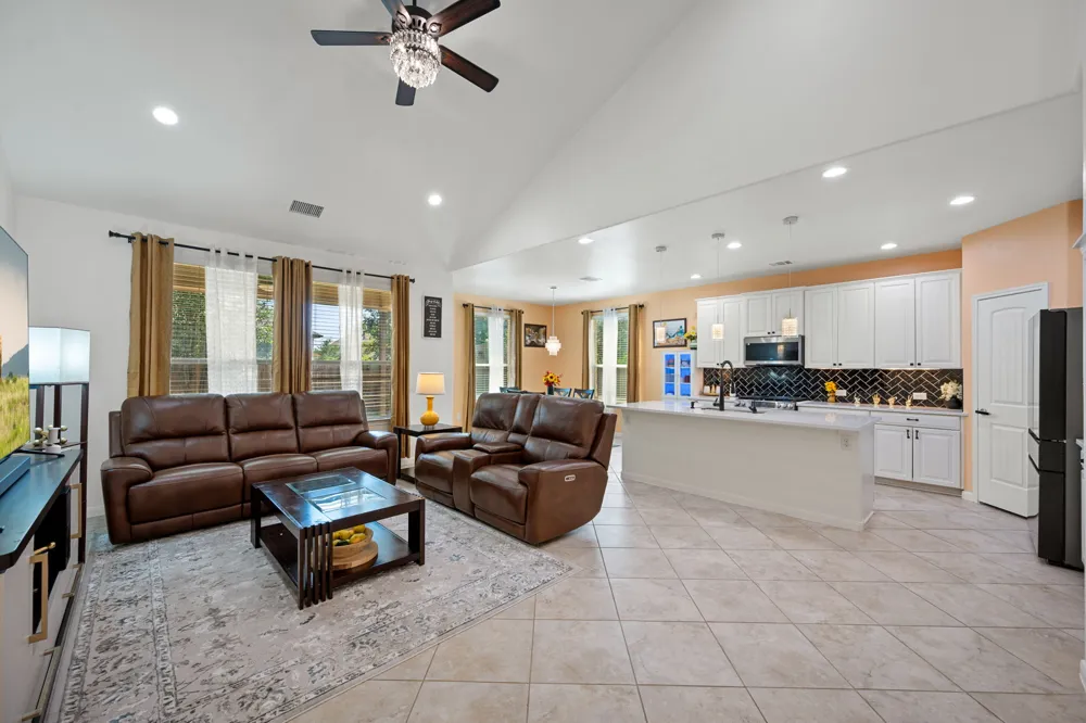2509 Etta May Lane Leander, TX 78641