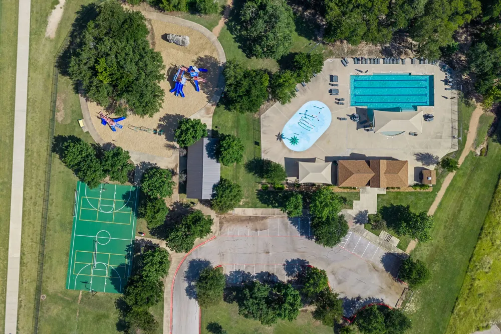 2509 Etta May Lane Leander, TX 78641